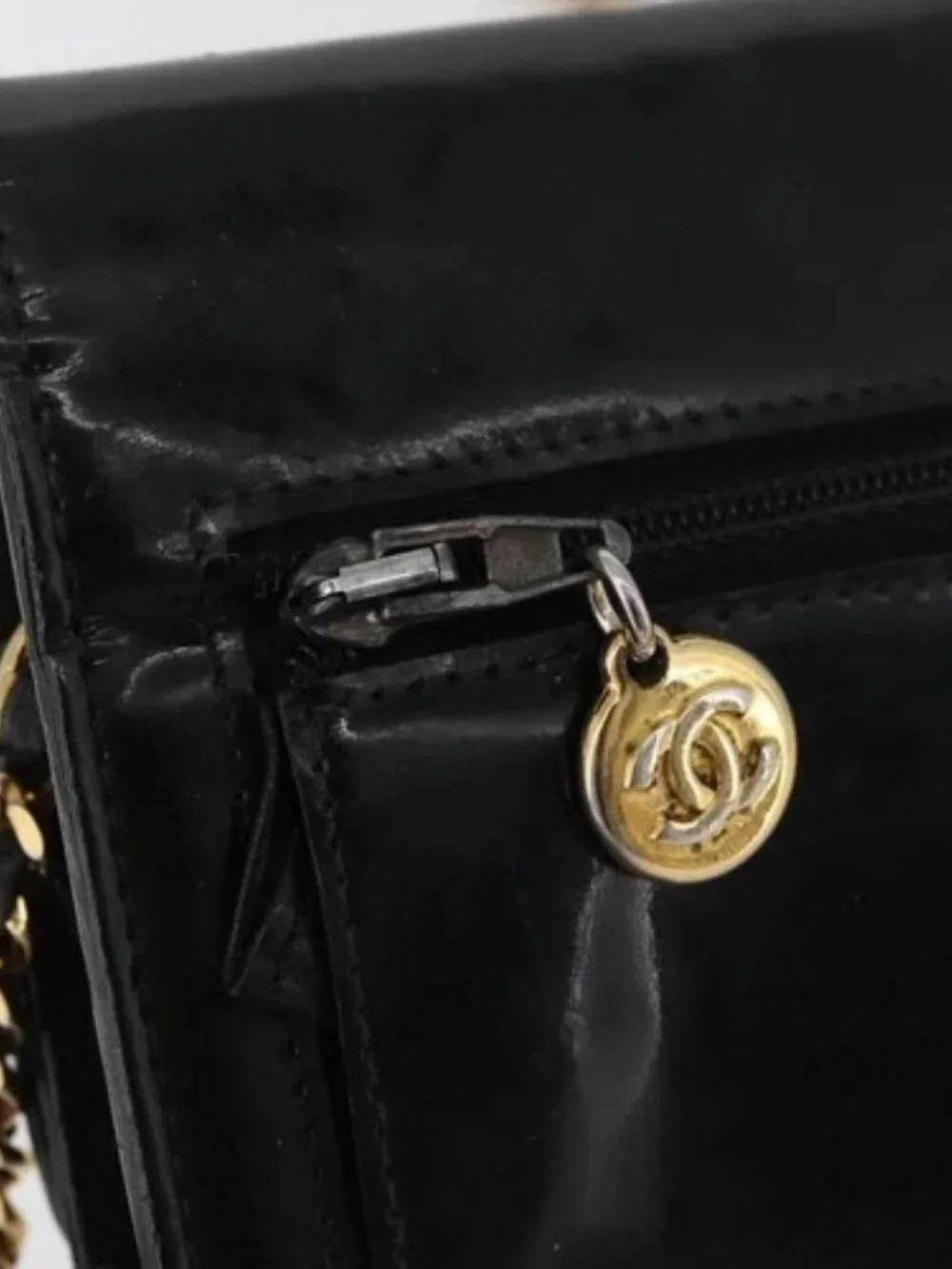 CHANEL brand	chanel color	black